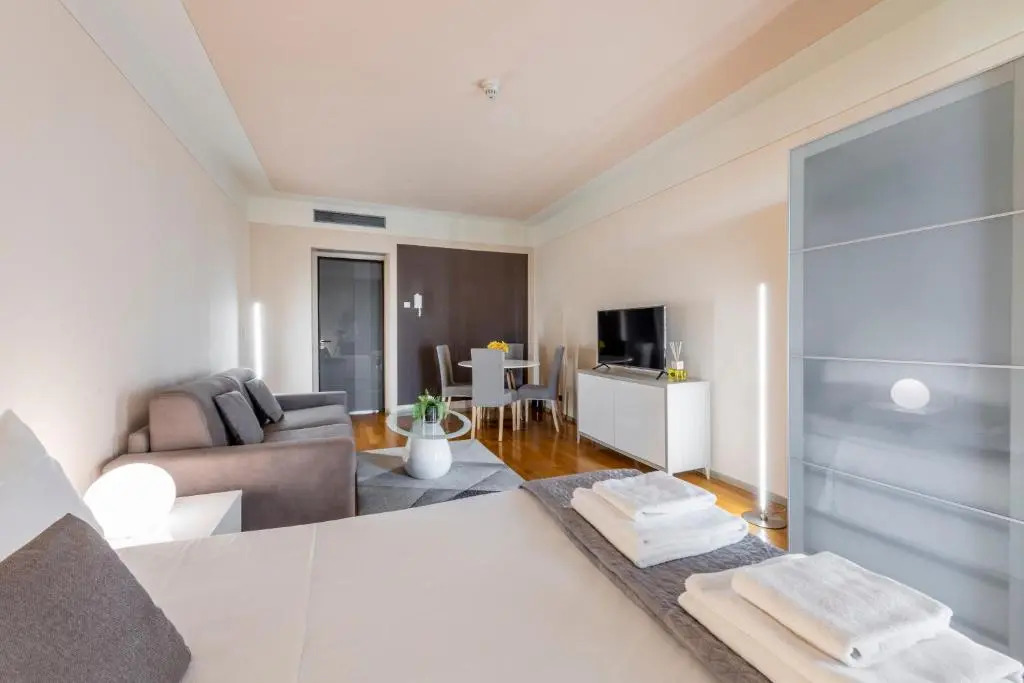 Milan Royal Suites - Centro Duomo