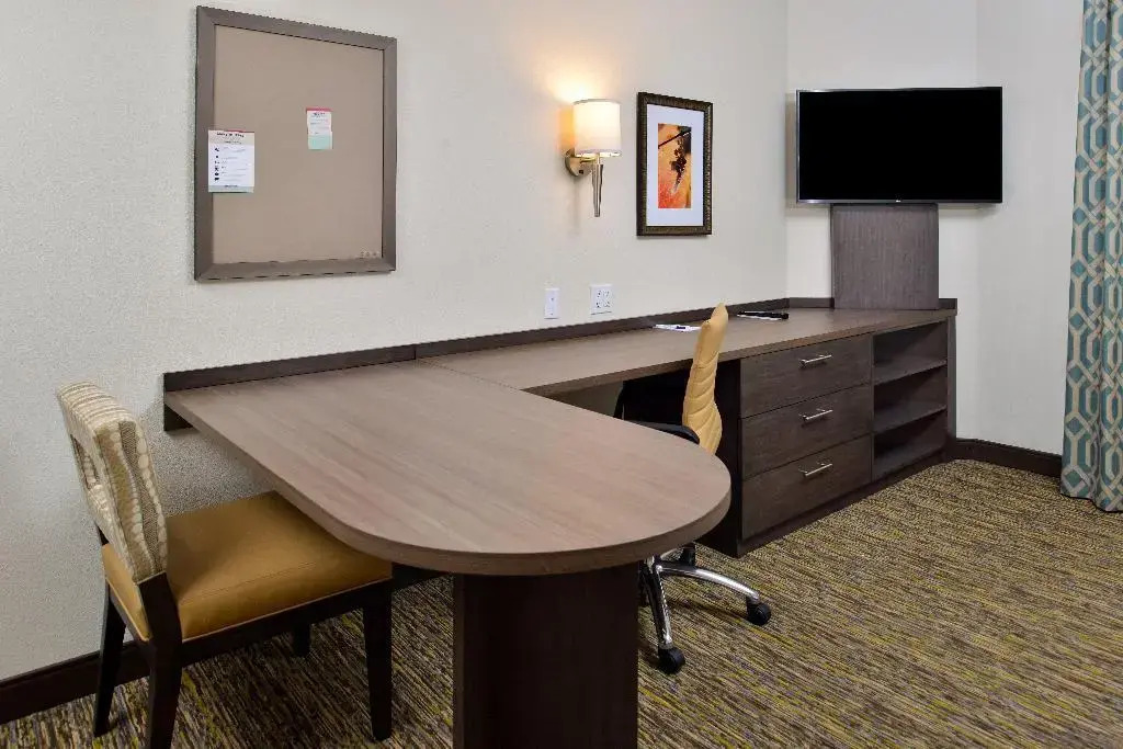 Candlewood Suites - Lodi by IHG