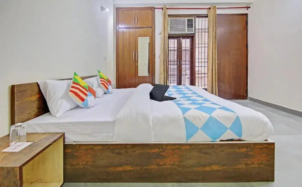 OYO Home 27597 Premium Stay