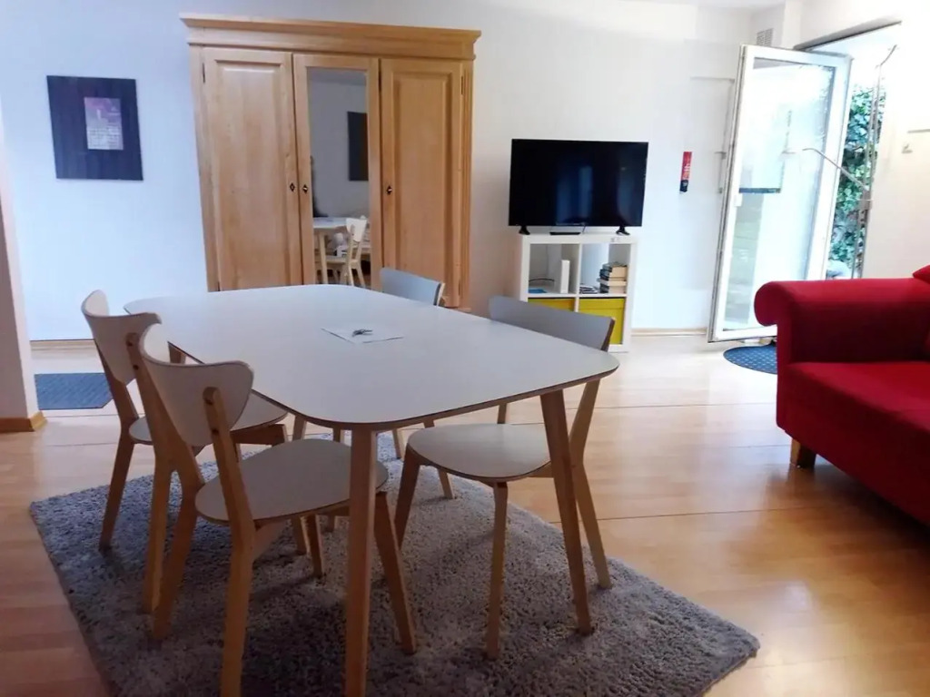 Altstadt Bonn mit eigenem Parkplatz und Garten