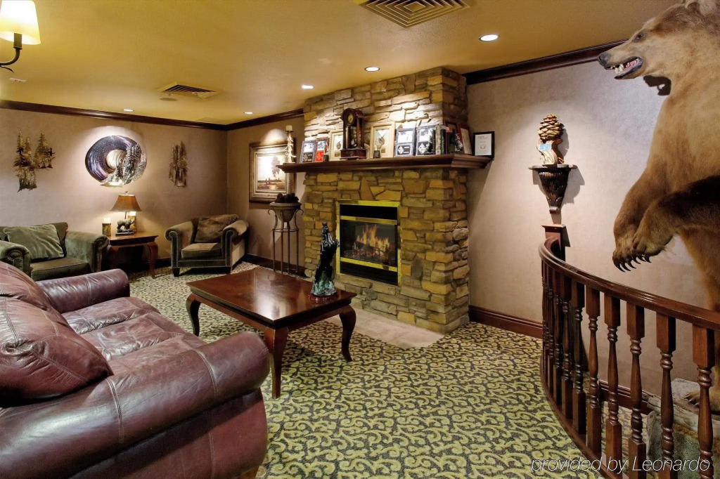 The Evergreen Hotel