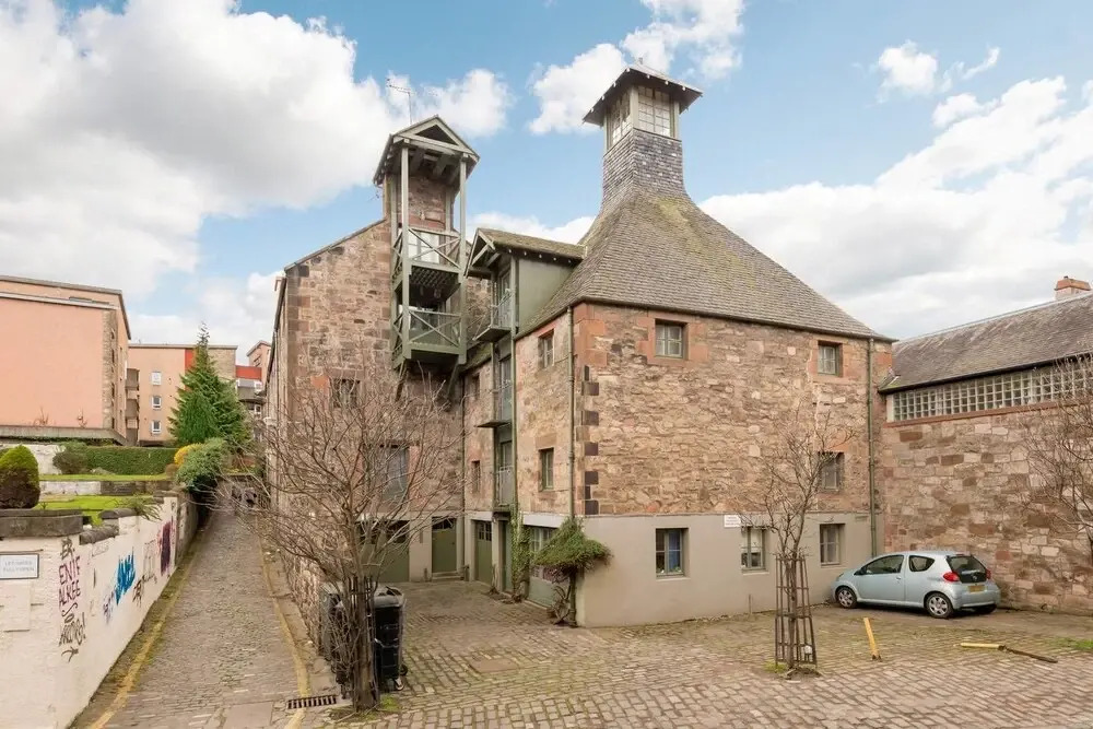 JOIVY Loft at the Brewery in Edinburgh Old Town
