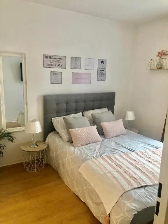 Appartement place toscane