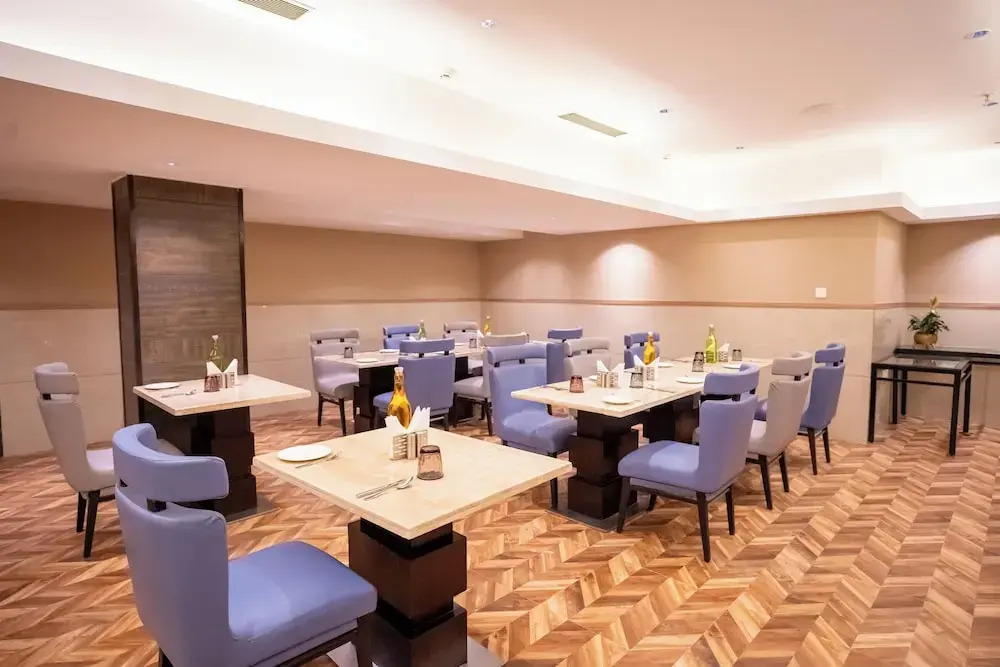 ASTER GRAND BY ZENQ Saket