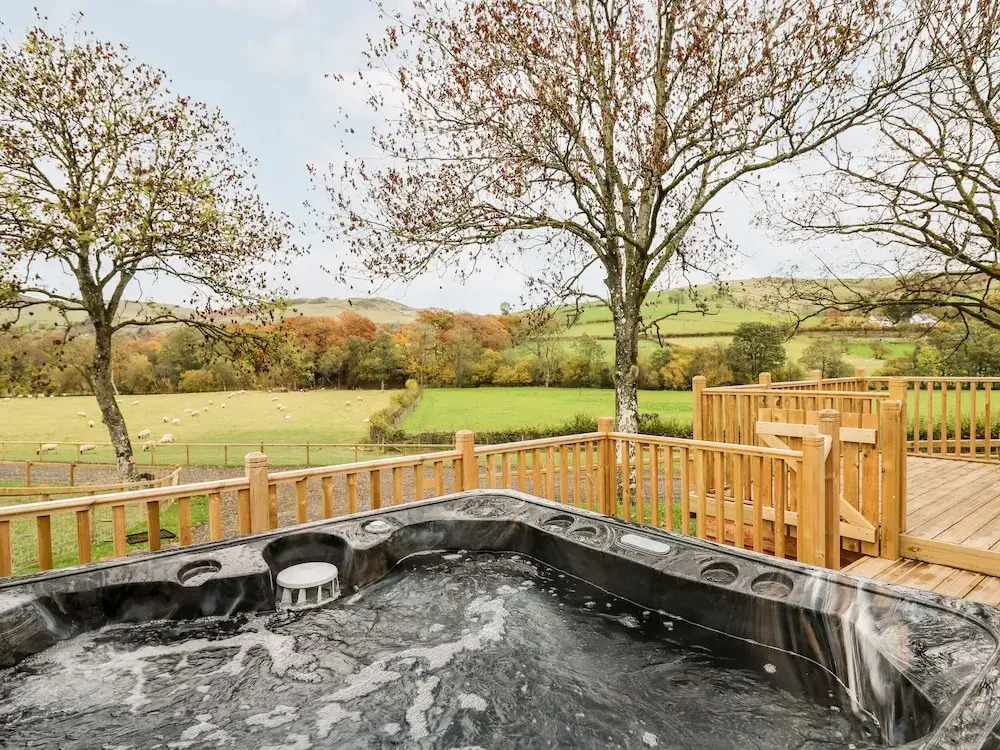 Hillside Lodge