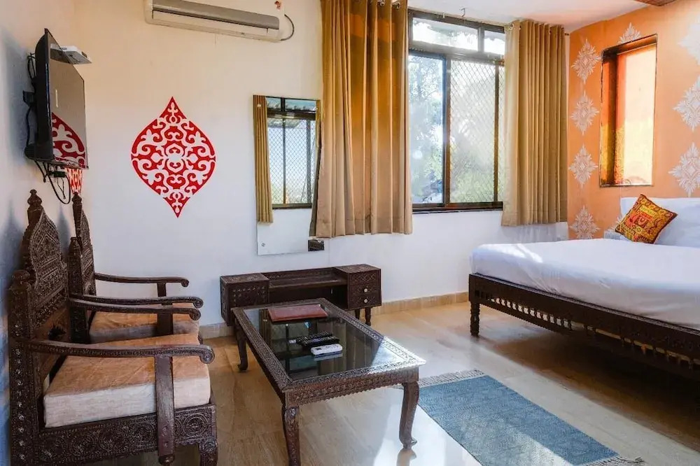 Rudrakshi Inn