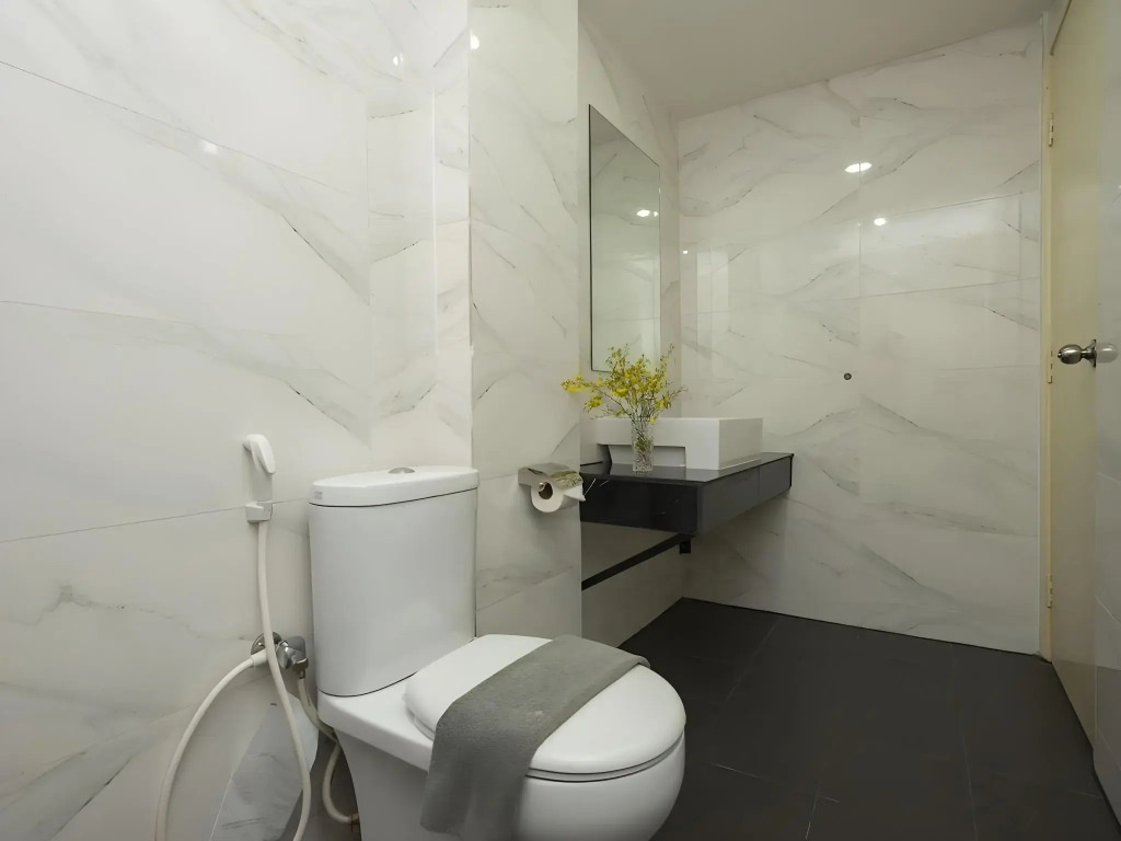 Oyo 490 Dk Hotel