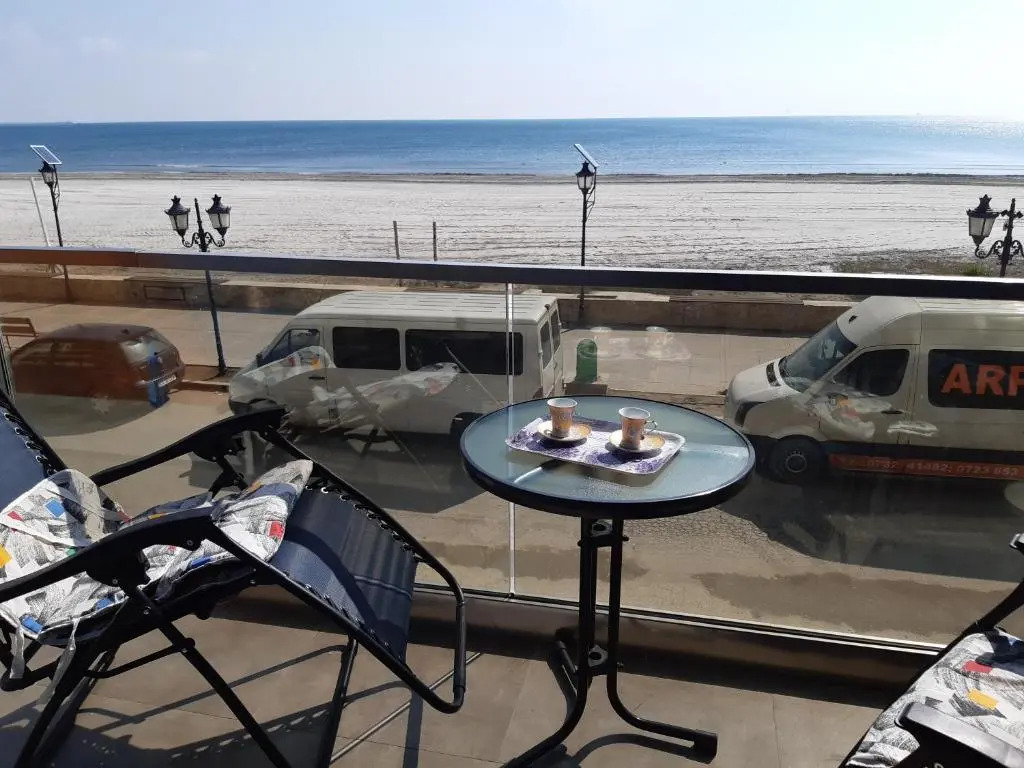 Tropical Sea view Promenada Mamaia Nord