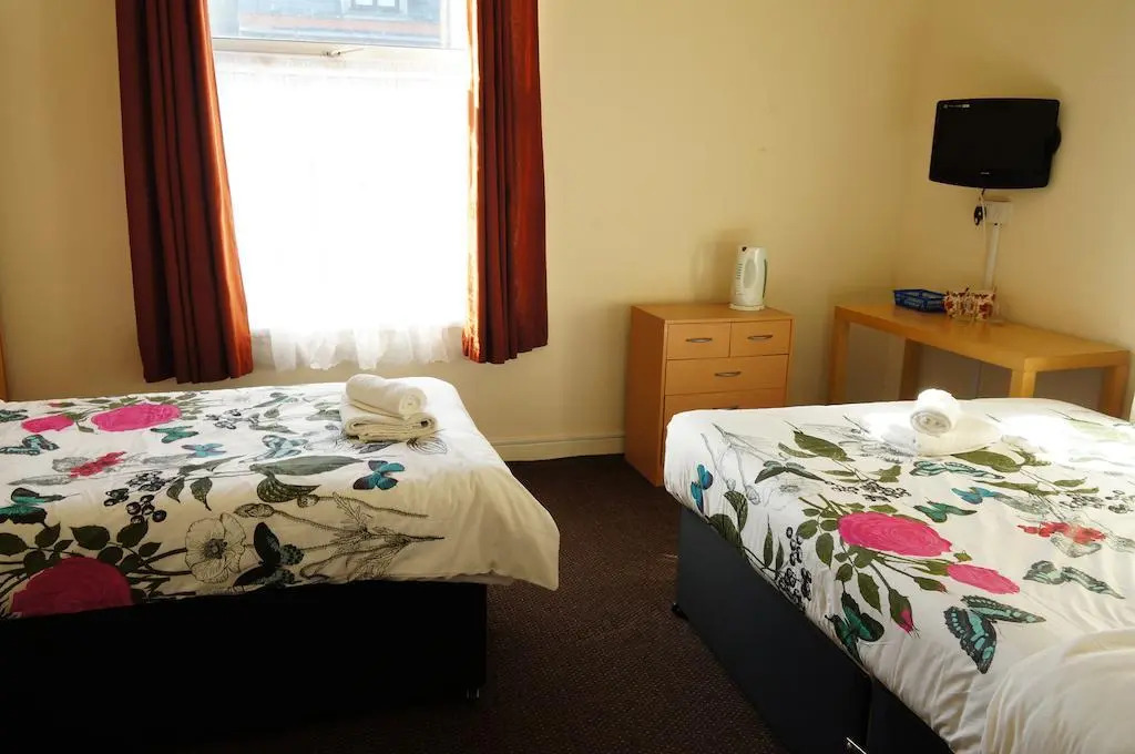 The Vale Apart Hotel