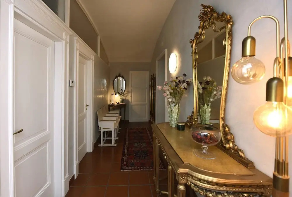 A' Studio Apartment - BH 117