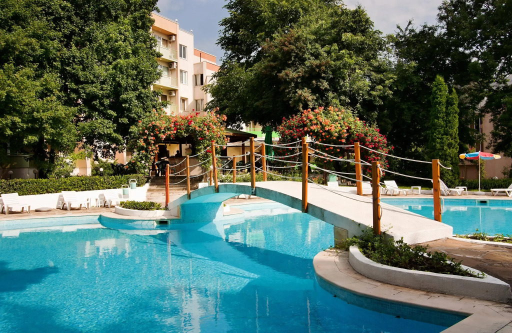 Ljuljak Hotel