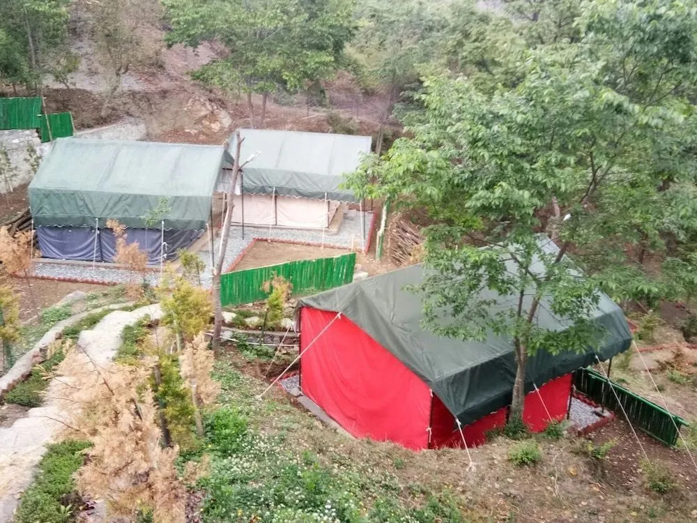 Camp Lagoon and Cottage