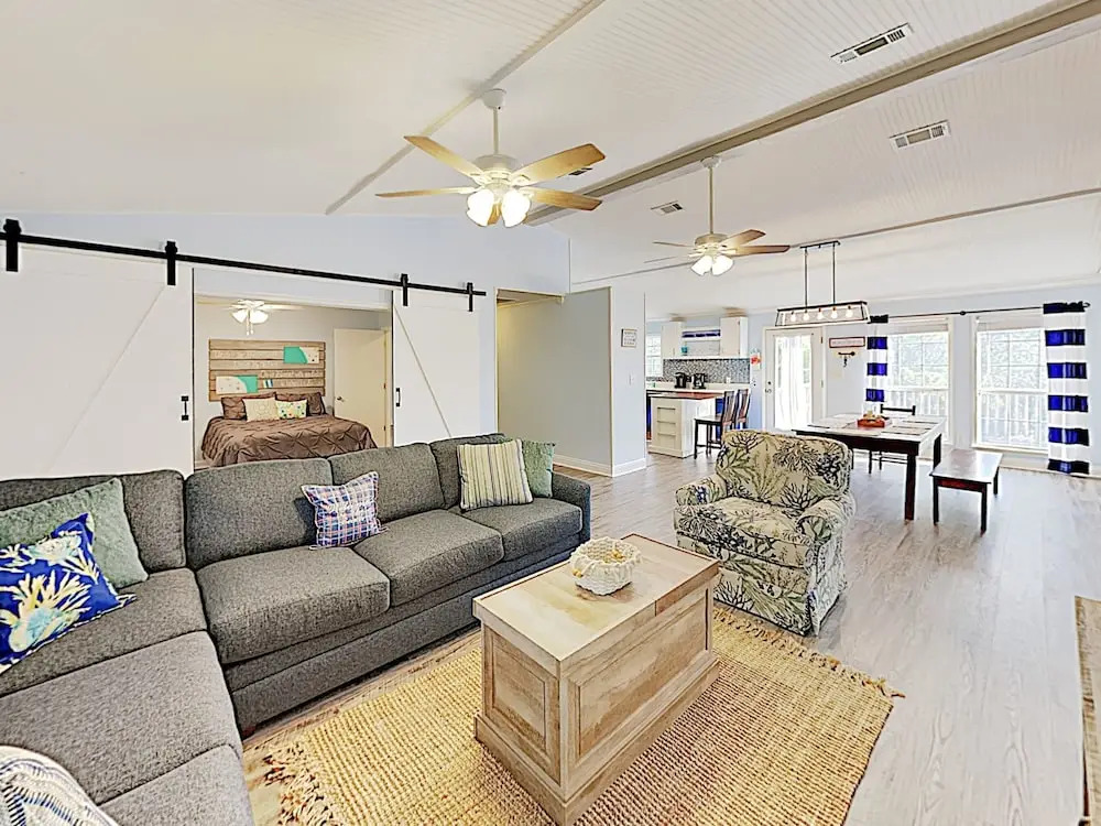 813 Cabana Beach House by RedAwning