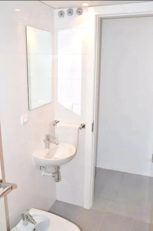 Apartment With one Bedroom in València, With Wonderful City View and Wifi - 15 km From the Beach