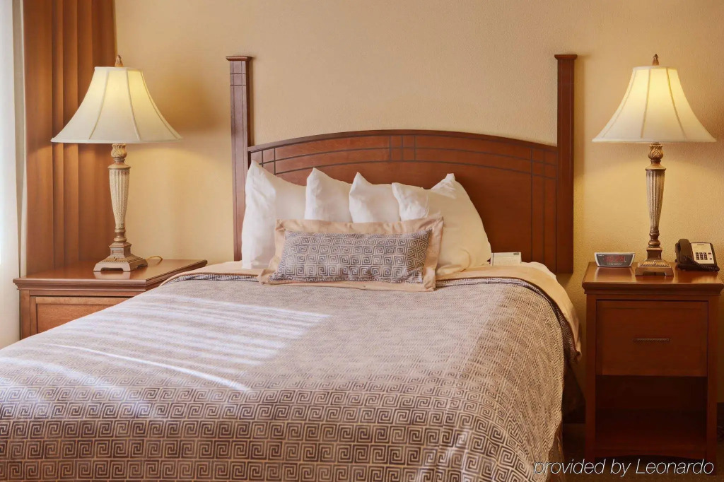 Staybridge Suites Lubbock-University Area by IHG