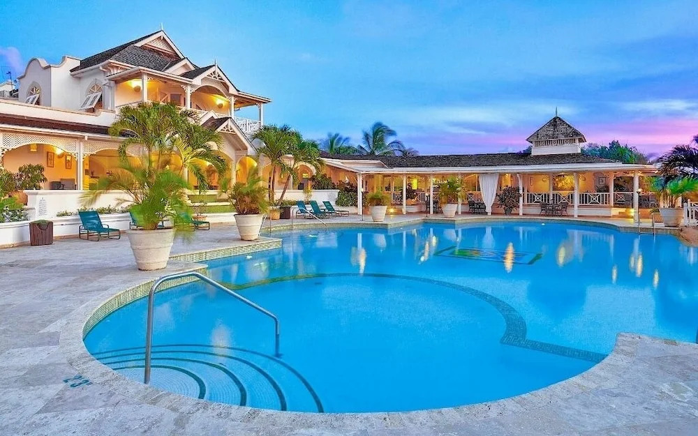 Sweet Dream Villa w/ Private Pool in Sugar Hill
