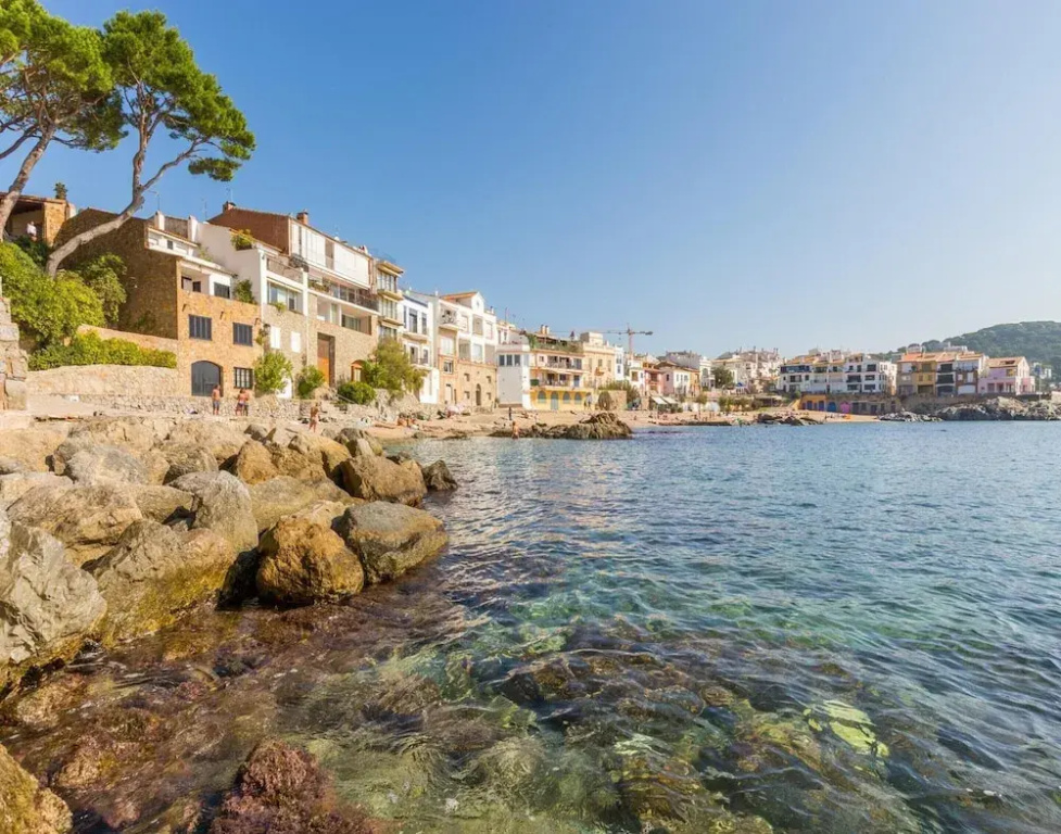 Villa in Costa Brava Near Cala Canyelles Beach