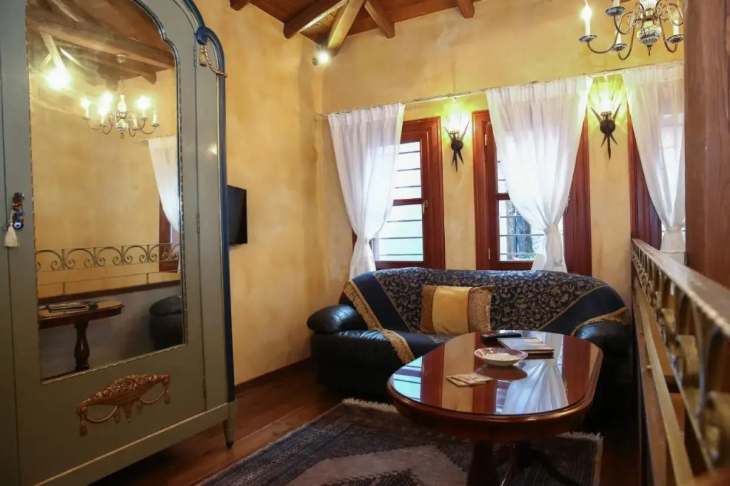 The House by the River Luxury Villa