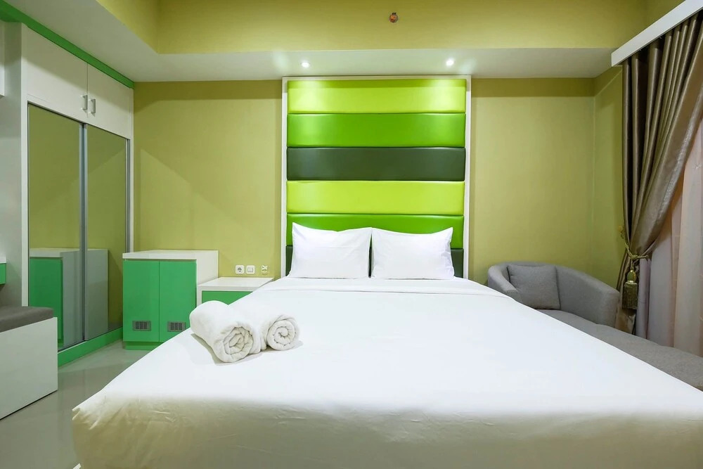Strategic Studio The Oasis Cikarang near Omni Hospital