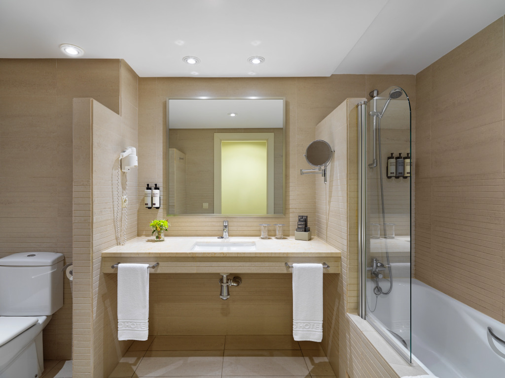 Отель H10 Estepona Palace