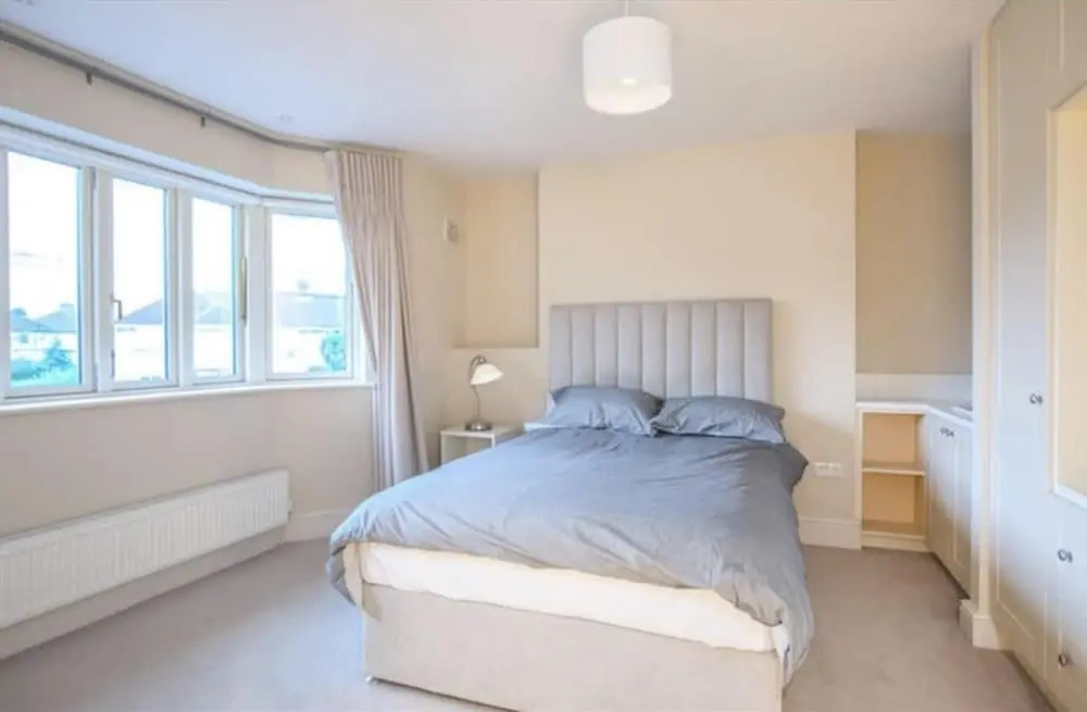 Stunning 5-bed House in London