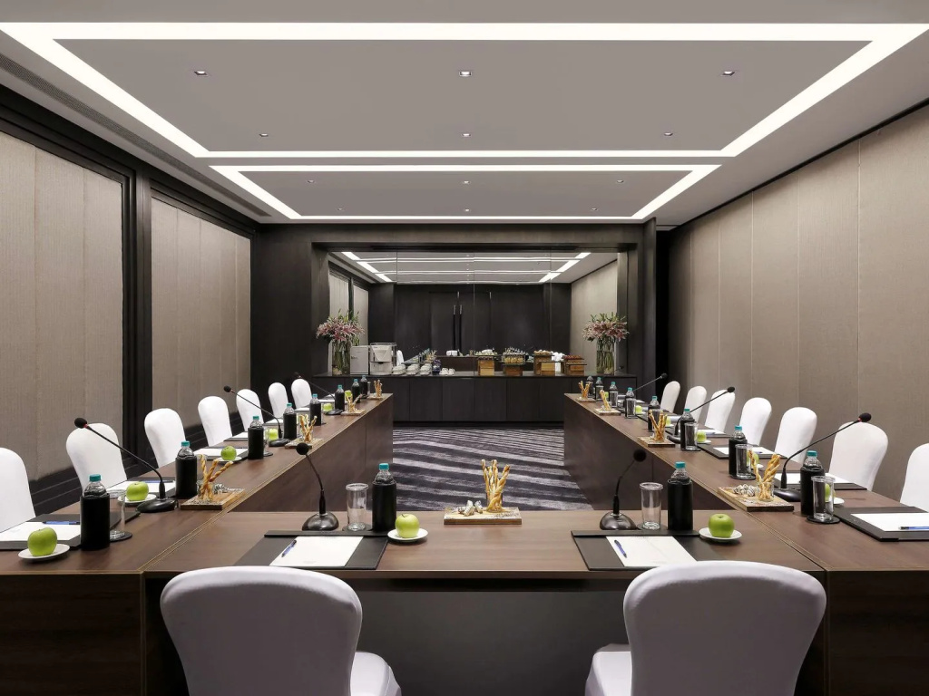 Novotel Chennai Chamiers Road