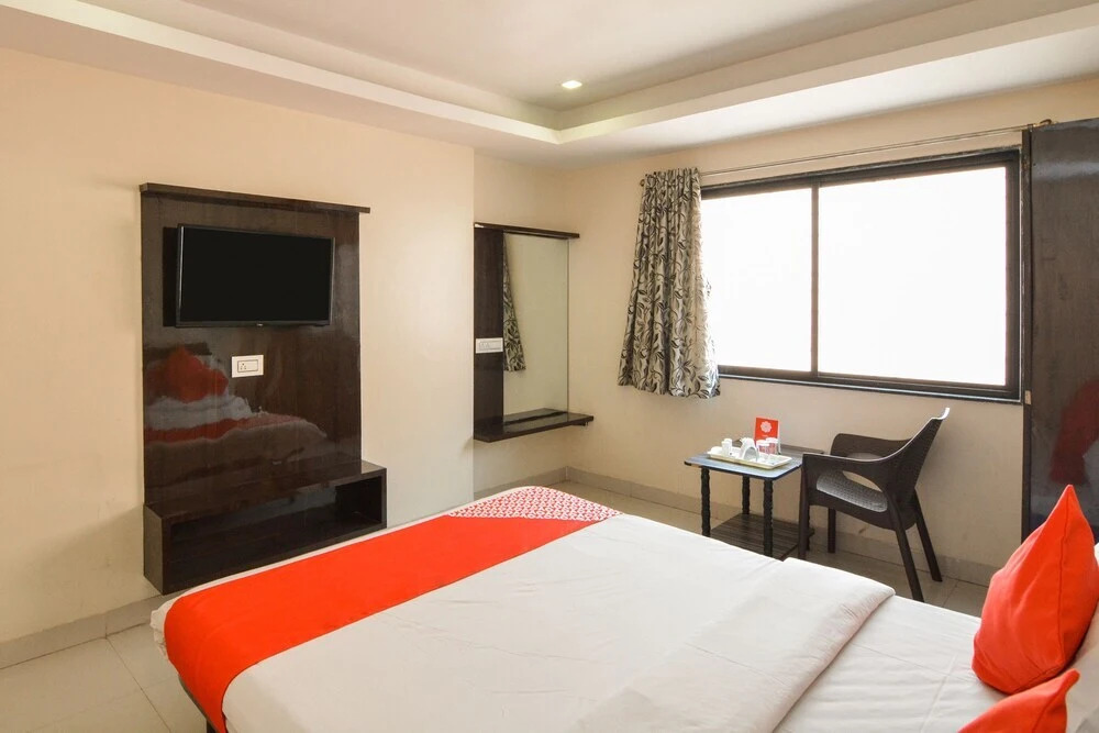 FabHotel Chetan Executive