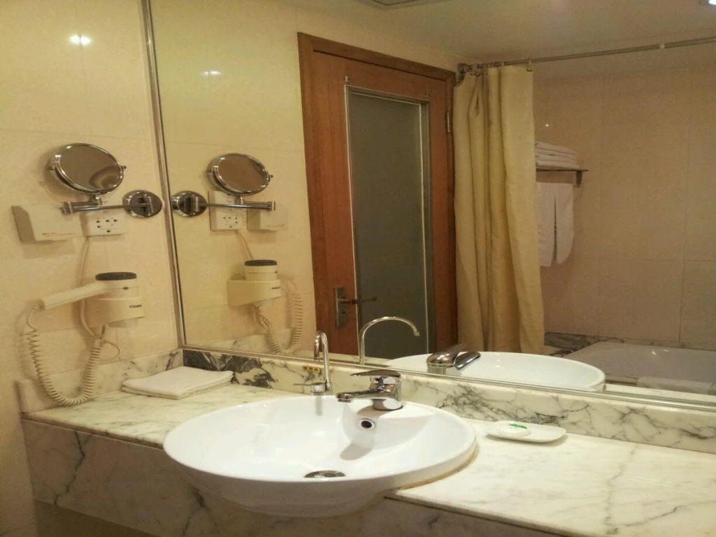 Wuxi Canal Grand Hotel