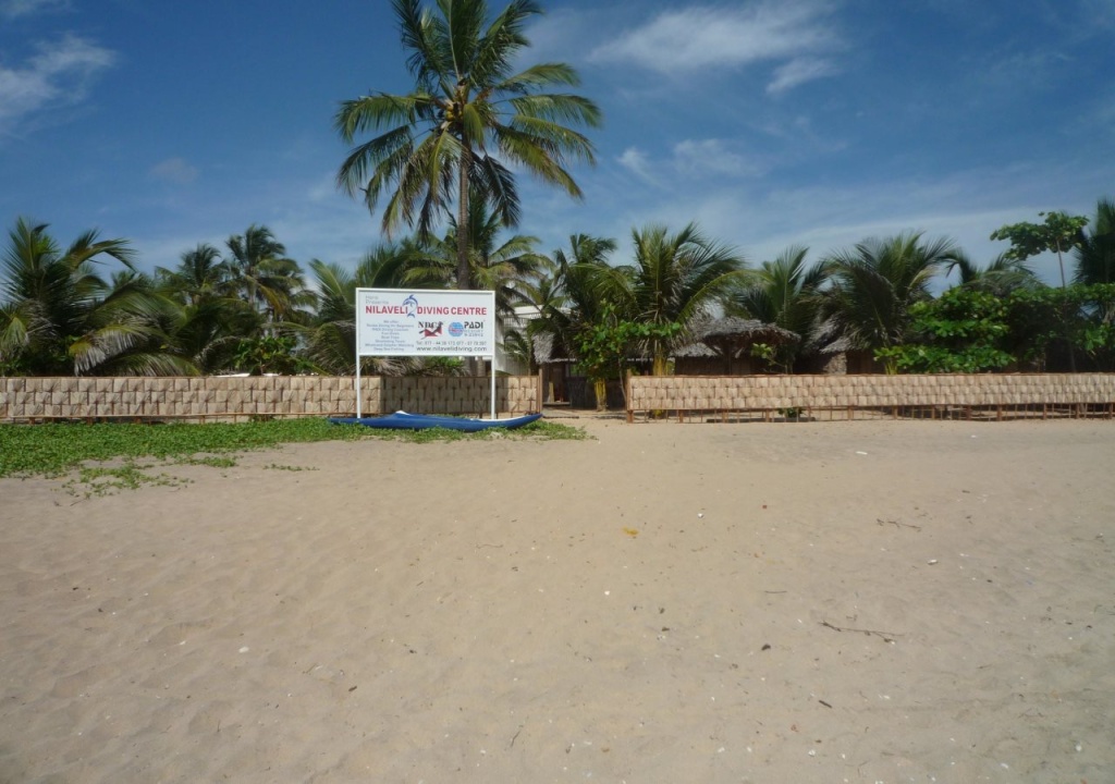 Happy Beach hotel nilaveli