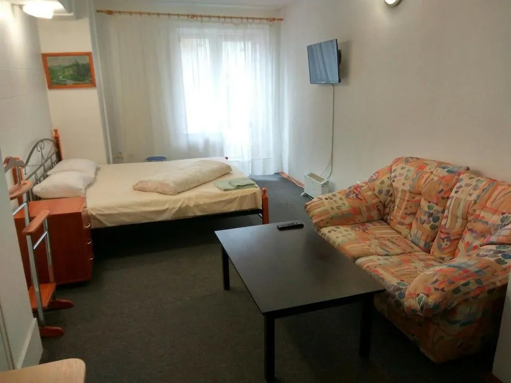 Apart Hostel Capital