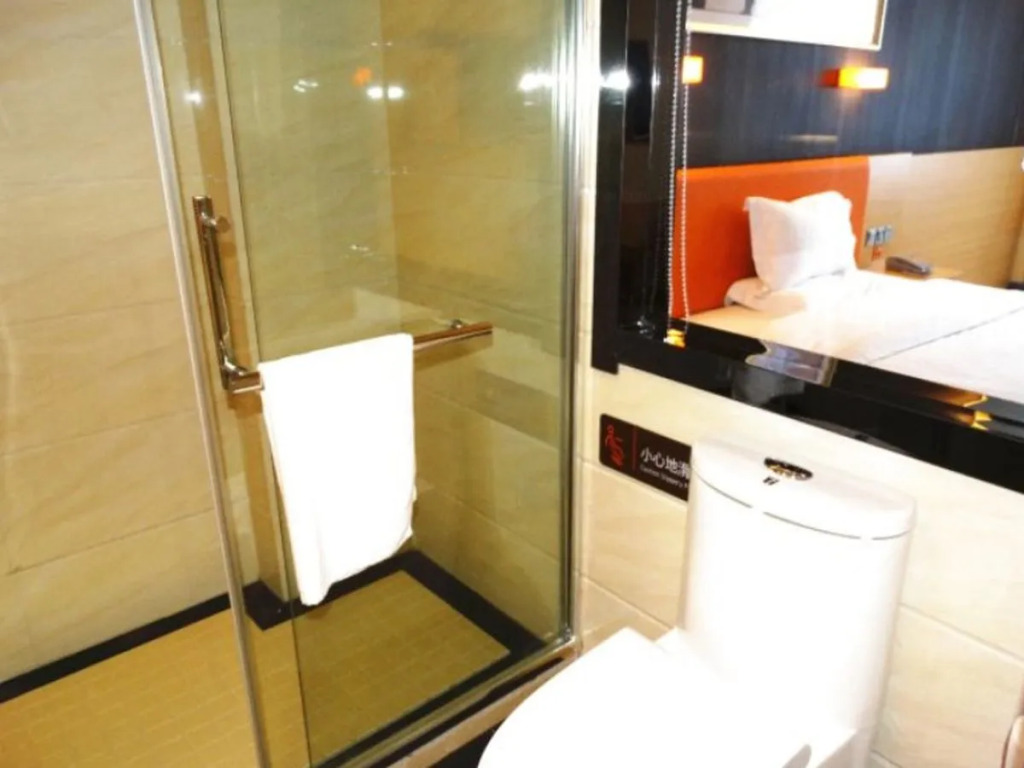 7 Days Premium Yangzhou Baoying Time Plaza Maternity and Child Healthcare Hospital