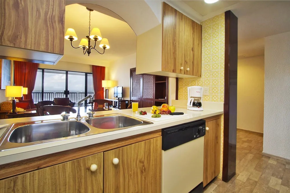 Holiday Inn Club Vacations The Royal Cancun All Inclusive