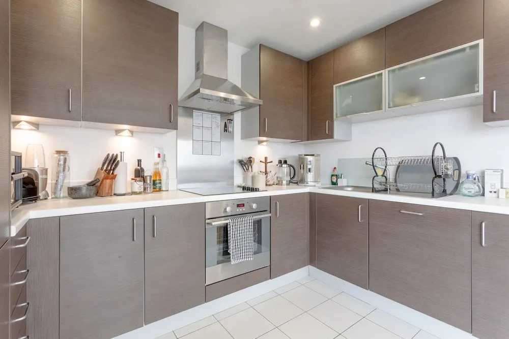 Modern 1 Bedroom Apartment With Stunning London Views