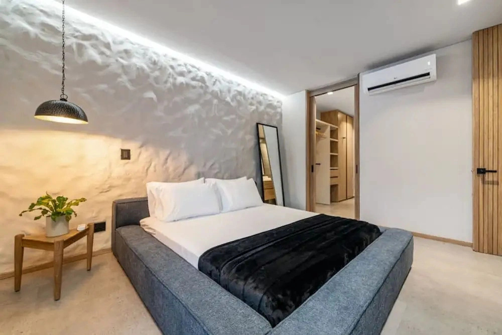 W Apartment 511 in Medell n
