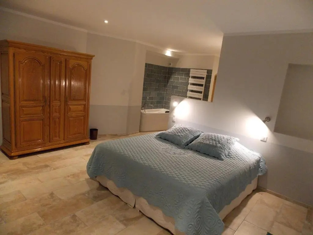 Au Relais Provencal