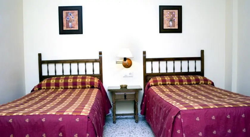 Hostal Restaurante El Cruce