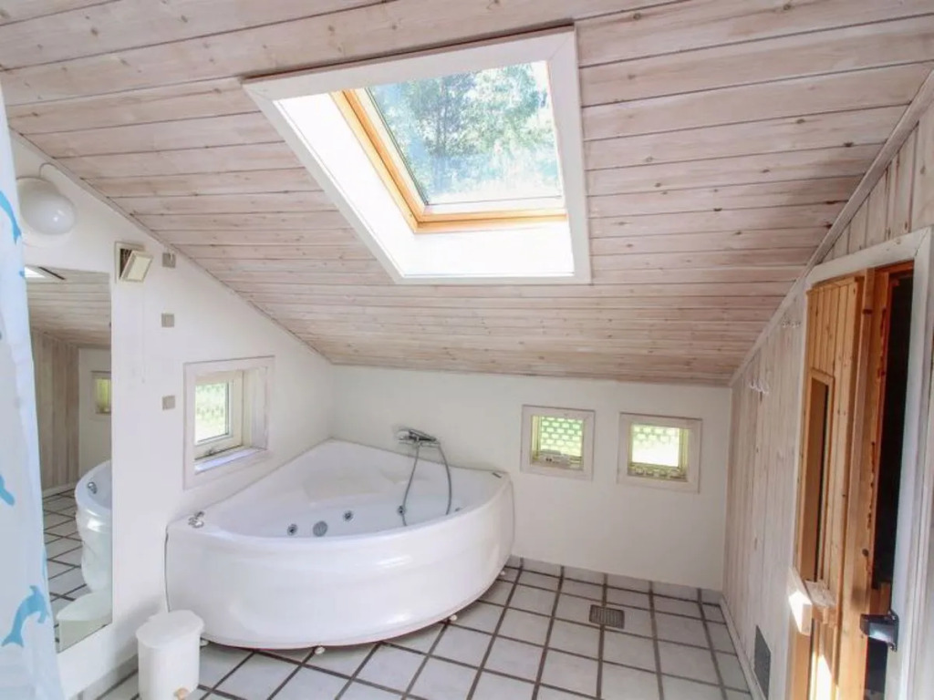 Holiday Home Almira - 1-2km from the sea by Interhome