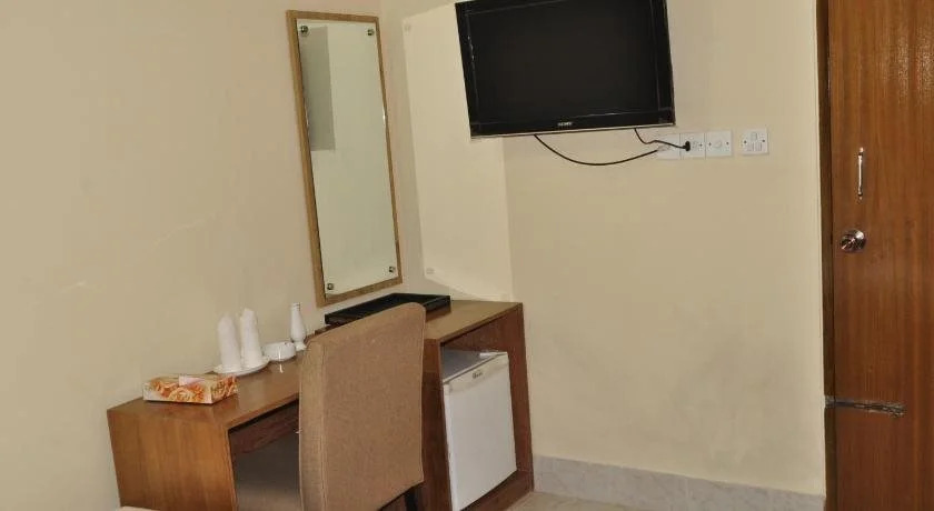 Hotel Shining Touch Ltd.