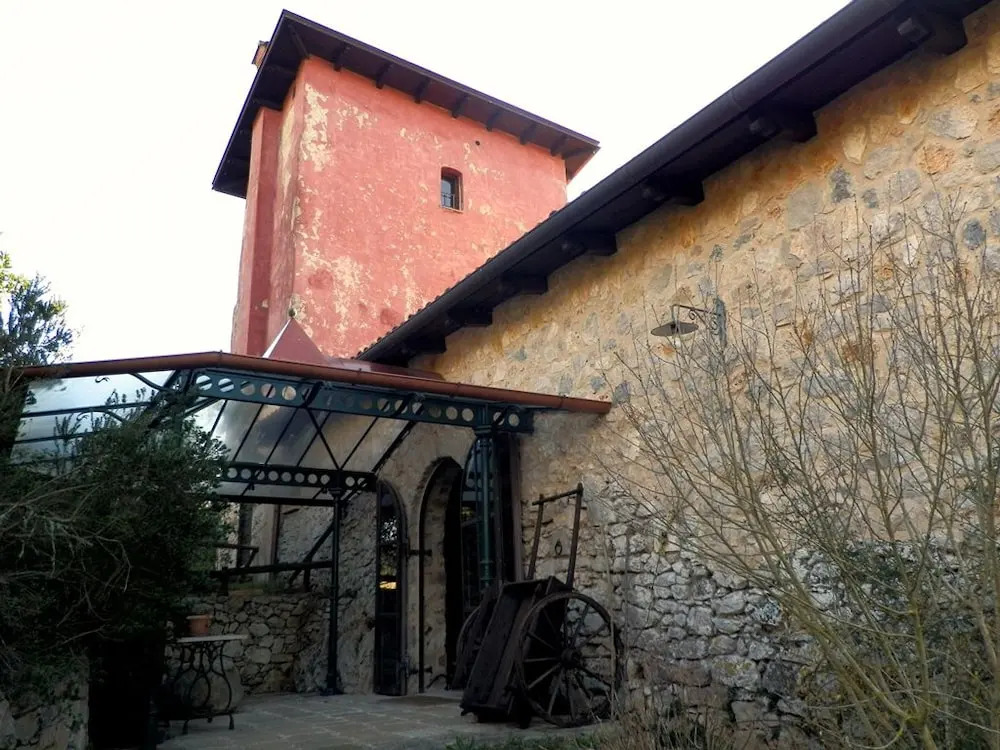 Agriturismo La Torre Rossa