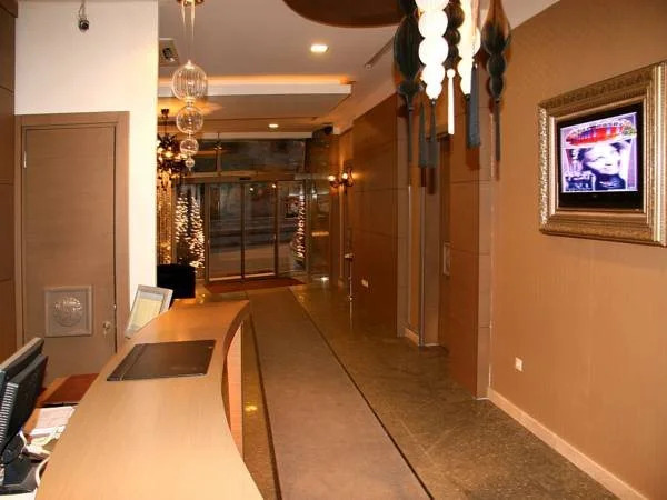 Hotel Basri