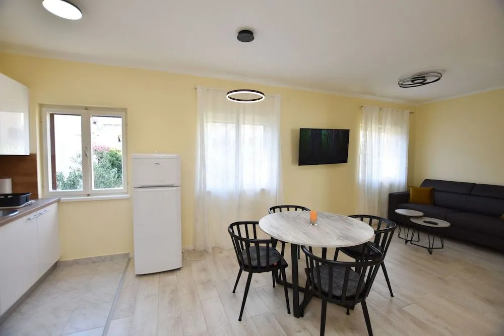 Apartments Ruža