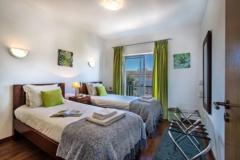 Fuseta Ria Resort - Villa Jasmine - Pool, Jacuzzi & Sea Views
