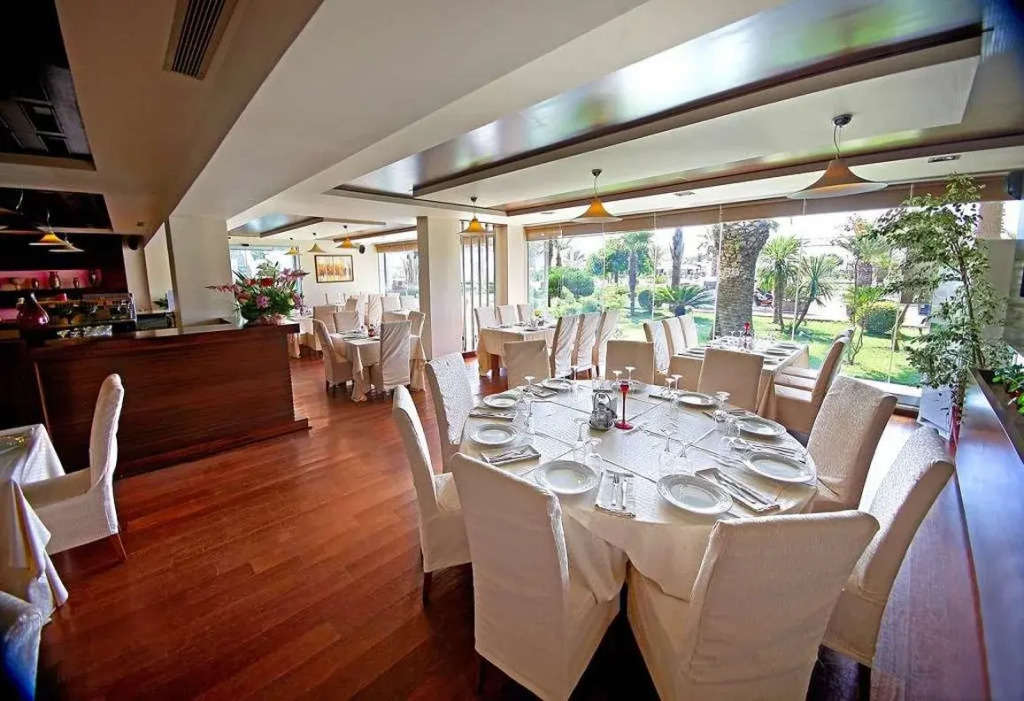 Hotel Vlora International