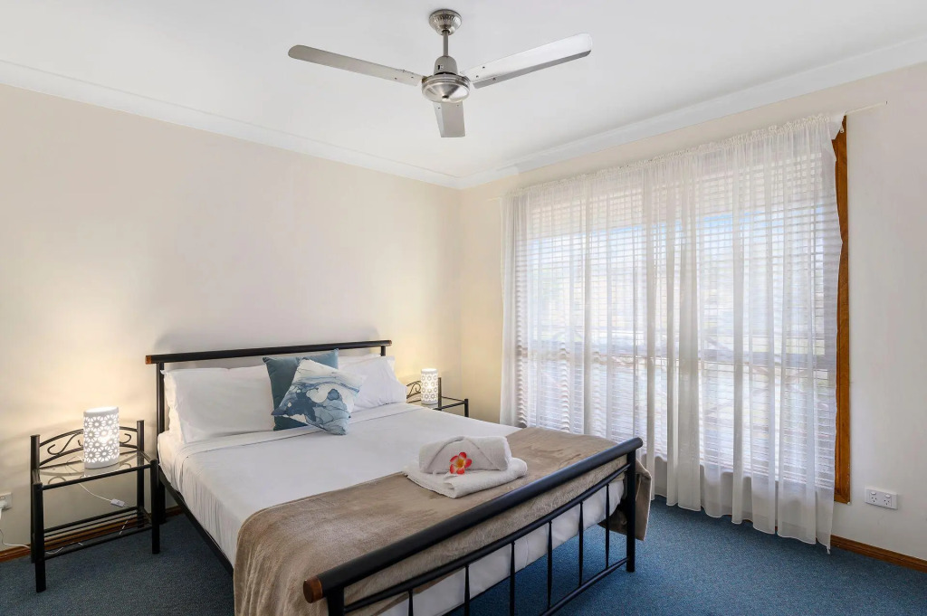 Dolphin Sands Holiday Villas