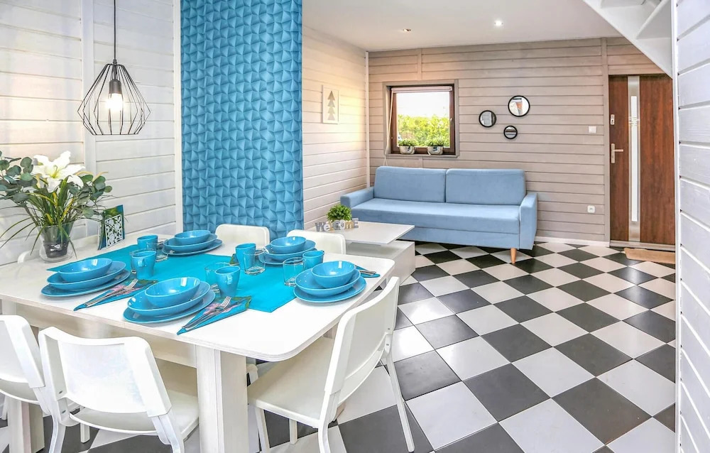 Nice Home in Grzybowo With Wifi and 2 Bedrooms