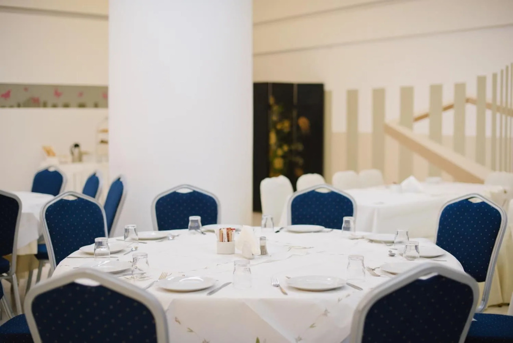 Karalis City Hotel