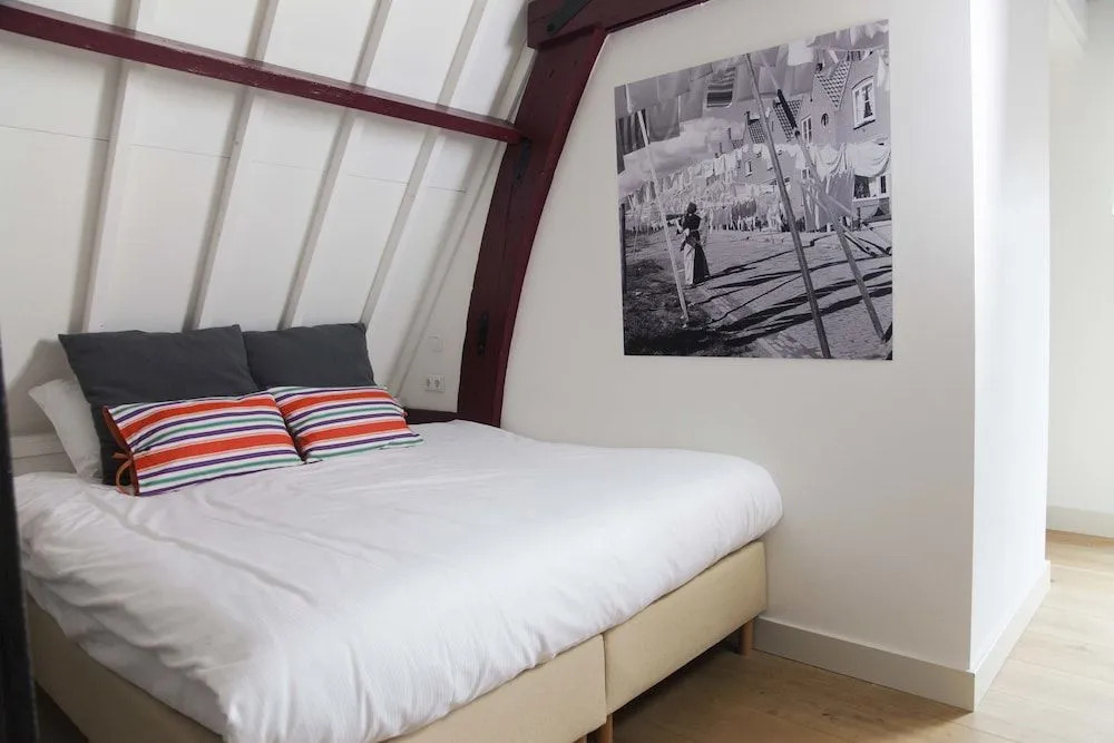 Hello Im Local - Boutique Hostel