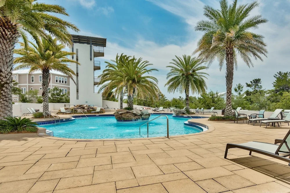 362 Gulfview Circle Townhouse 4 Bedrooms 4.5 Bathrooms Townhouse