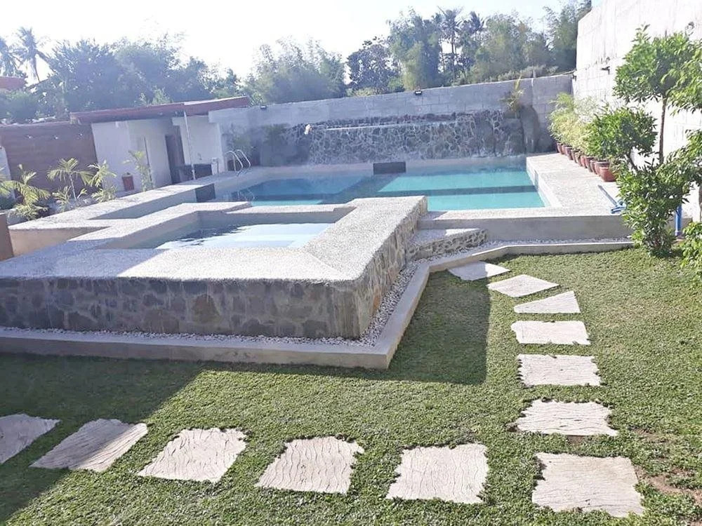 Leyvonne Resort & Events Place