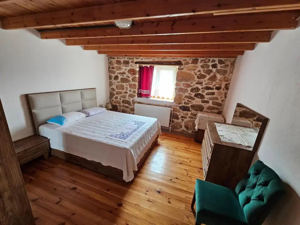 Tepeboz Stone House Karaburun